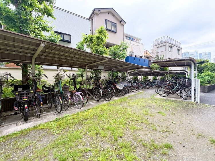 その他 駐輪場も綺麗に整頓されています。※空き状況は都度ご確認下さい。