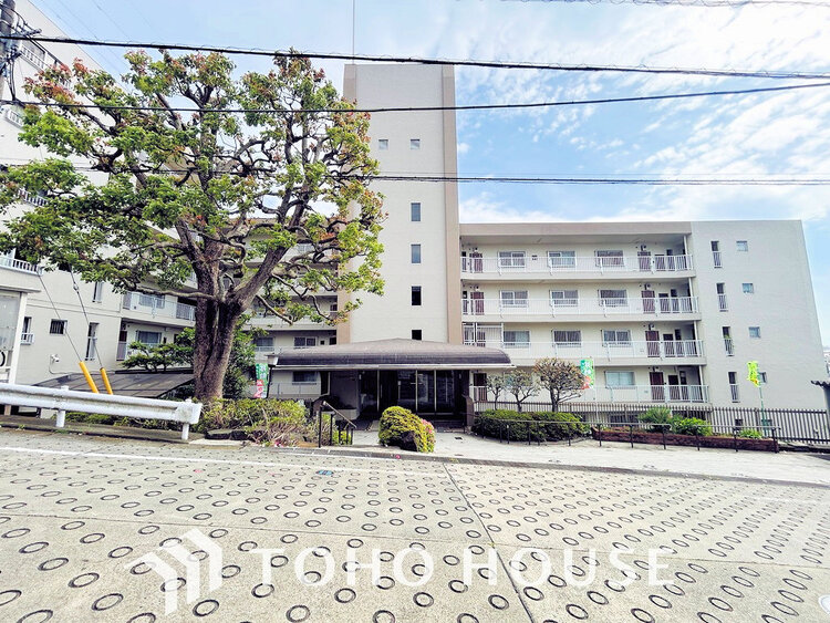 外観 〜南向きのため陽当たり良好〜たいせつなペットと暮らせます〜リフォーム済み2SLDK〜