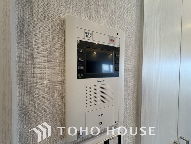 その他 来客が一目でわかるモニター付きインターホン