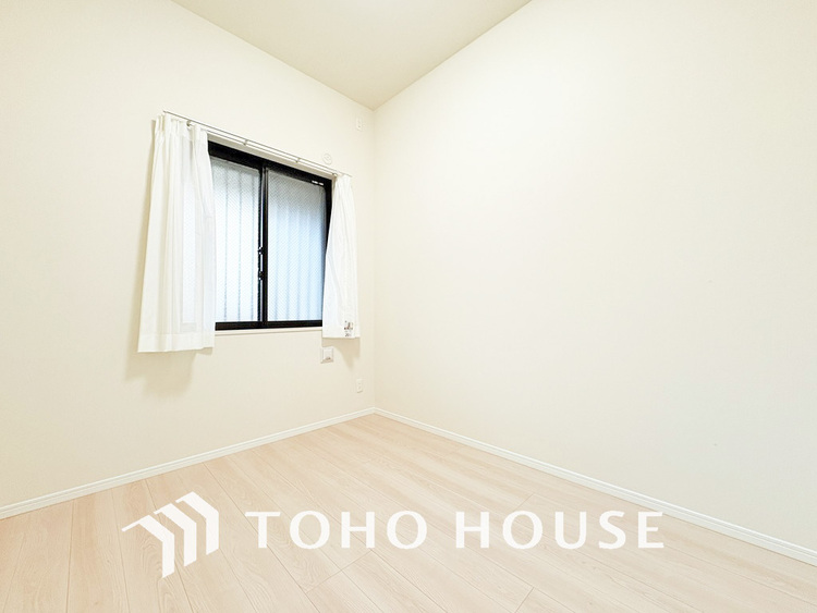 内装 1日の疲れを癒し、心地よく寛げるようゆったりとした広さをしています