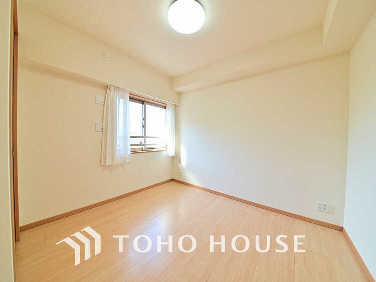 内装 シンプルですっきりとした室内は飽きのこない居心地の良い雰囲気