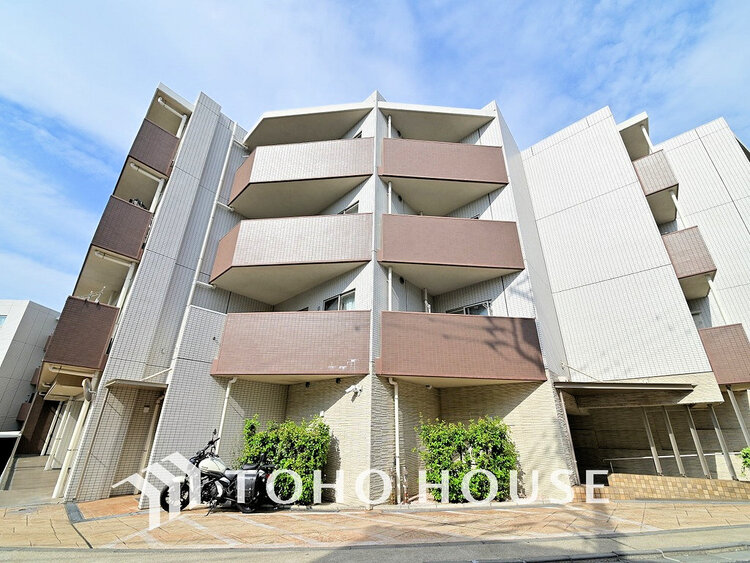 外観 〜24時間体制のALSOKフルガードシステムで管理体制良好〜大切なペットと暮らせるリフォーム済住戸〜