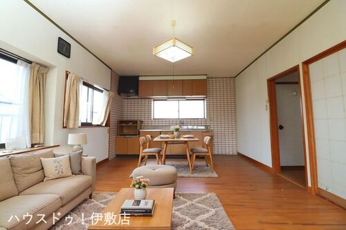 西伊敷４丁目　中古戸建の物件画像
