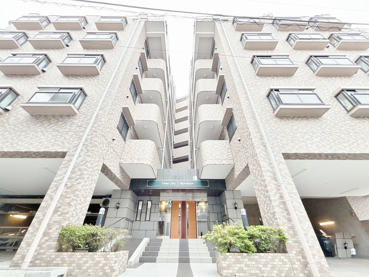 外観 資料には掲載していない情報が、現地にはたくさんあります。是非一度、現地をご確認ください。