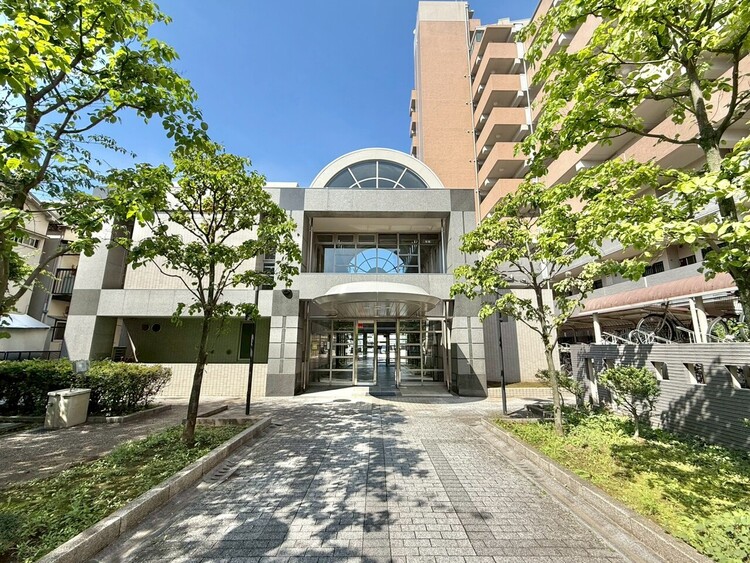 その他 外と内をつなぐエントランスは、まさに顔となる場所。