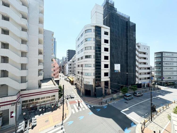 その他 眺望や窓からの景色が良いと、家で過ごす時間も快適です。