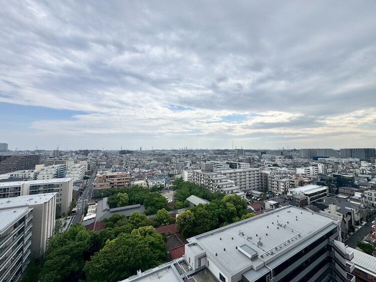 その他 眺望や窓からの景色が良いと、家で過ごす時間も快適です。