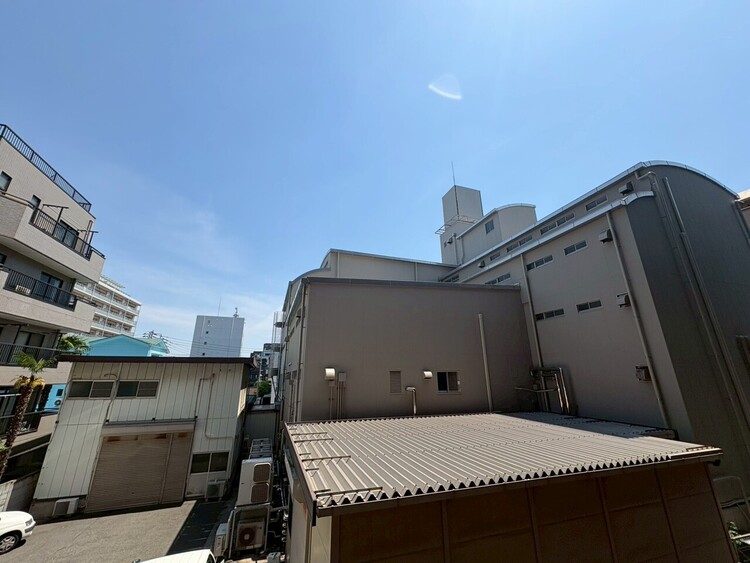 その他 眺望や窓からの景色が良いと、家で過ごす時間も快適です。