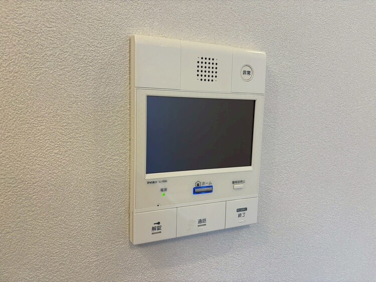 その他 誰が来てもわかる様にモニター付きインターホンを設置。