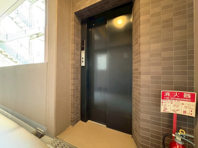 その他 エレベーター完備のため荷物が多くなっても安心。