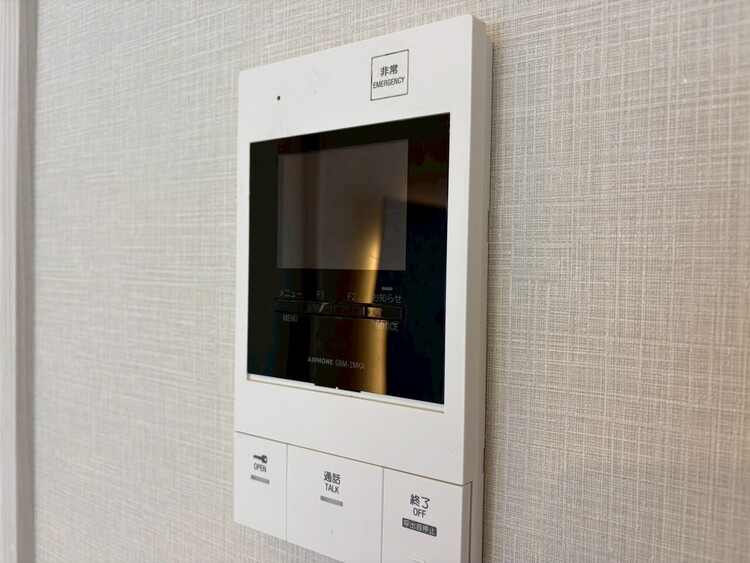 その他 誰が来てもわかる様にモニター付きインターホンを設置。
