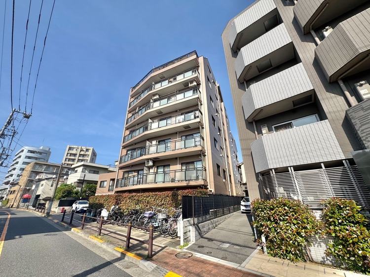 外観 現地に足をお運びいただいた際には、周辺散策などをお勧めいたします。