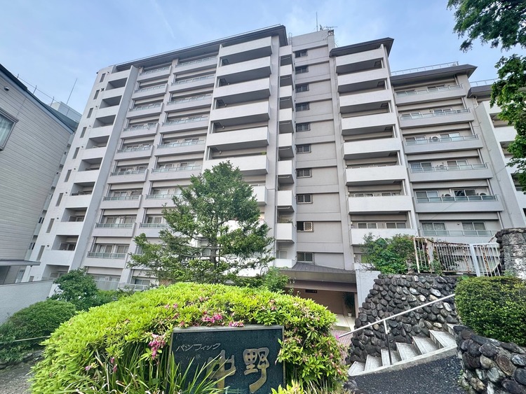 外観 資料には掲載していない情報が、現地にはたくさんあります。是非一度、現地をご確認ください。