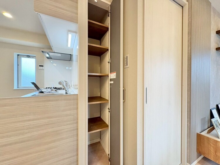 収納 居室にはクローゼットがあり、荷物もスッキリ収納して快適にお過ごしいただけます。