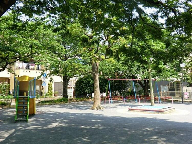 周辺 下野谷町第二公園	330m	