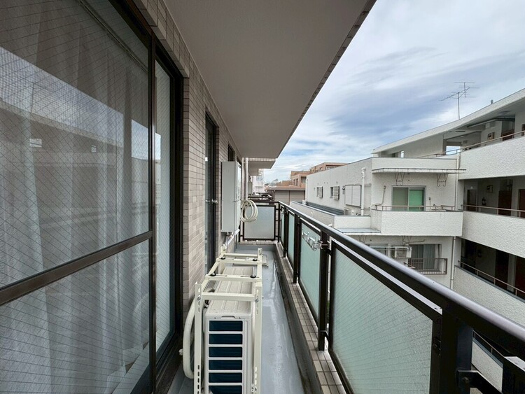 その他 朝の澄んだ空気や、夕方に吹く清々しい風を感じられるバルコニー。