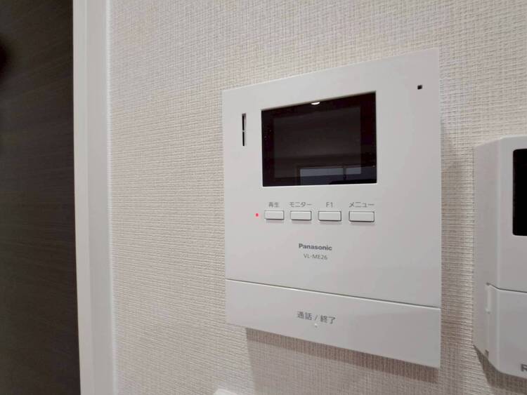 その他 誰が来てもわかる様にモニター付きインターホンを設置。