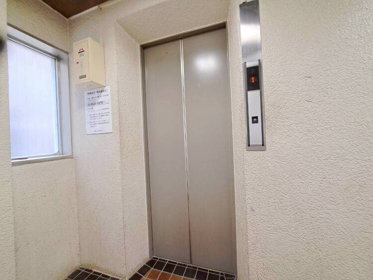 その他 エレベーター完備のため荷物が多くなっても安心。