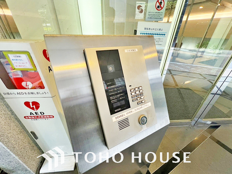 エントランス エントランスはオートロック完備で安心のセキュリティ