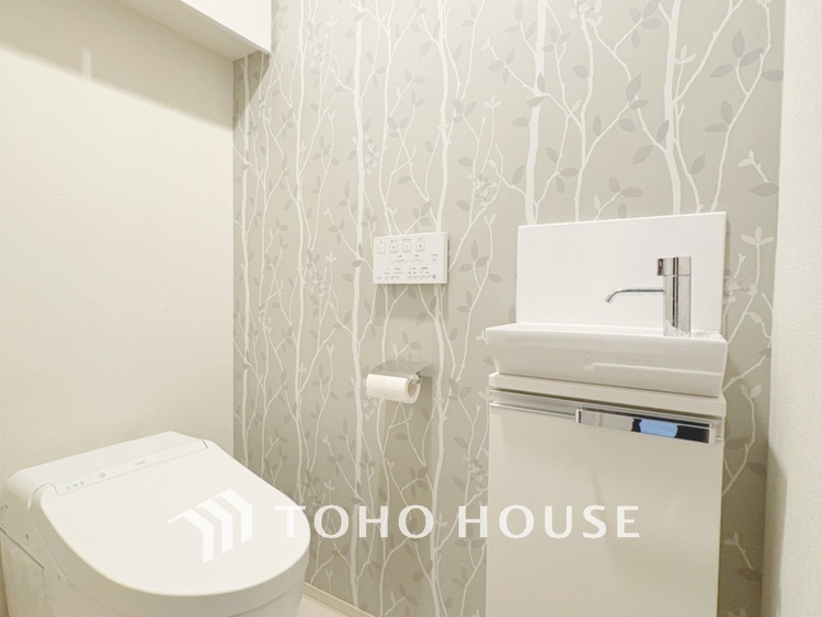 トイレ 【TOILET】◆快適◆な生活に不可欠。節水型の高性能トイレを新設。