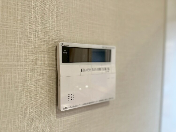 その他 見やすい画面で操作しやすい給湯パネル。