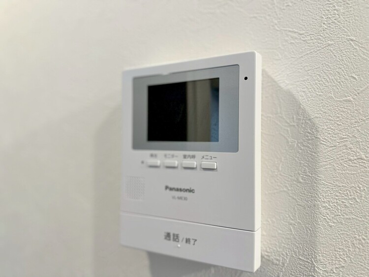 その他 誰が来てもわかる様にモニター付きインターホンを設置。
