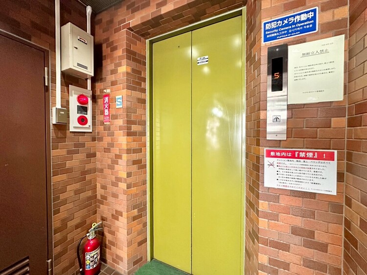その他 エレベーター完備のため荷物が多くなっても安心。