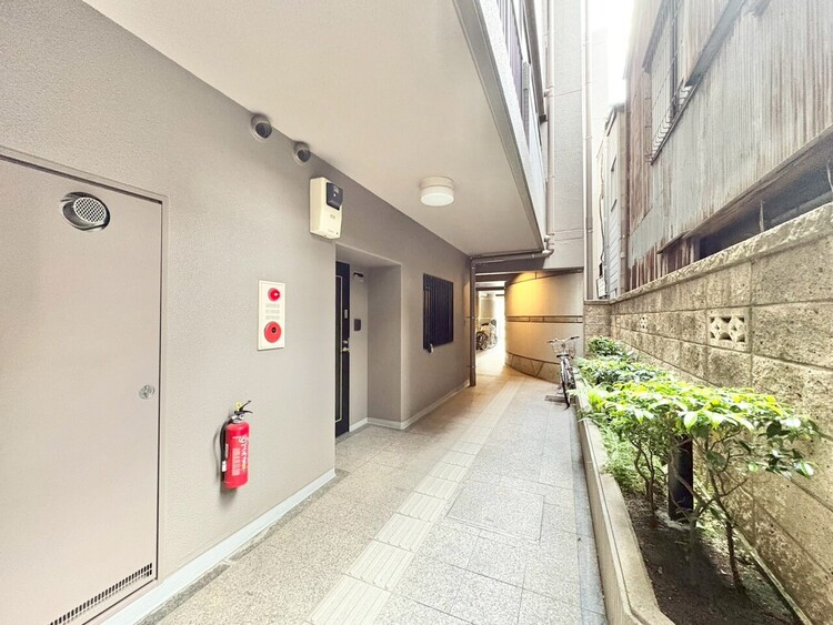 その他 館内は静寂な中が保たれており、管理が行き届いている印象を受けました。