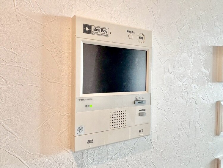 その他 誰が来てもわかる様にモニター付きインターホンを設置。