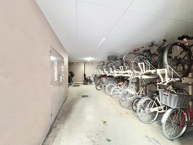 その他 駐輪場も綺麗に整頓されています。※空き状況は都度ご確認下さい。