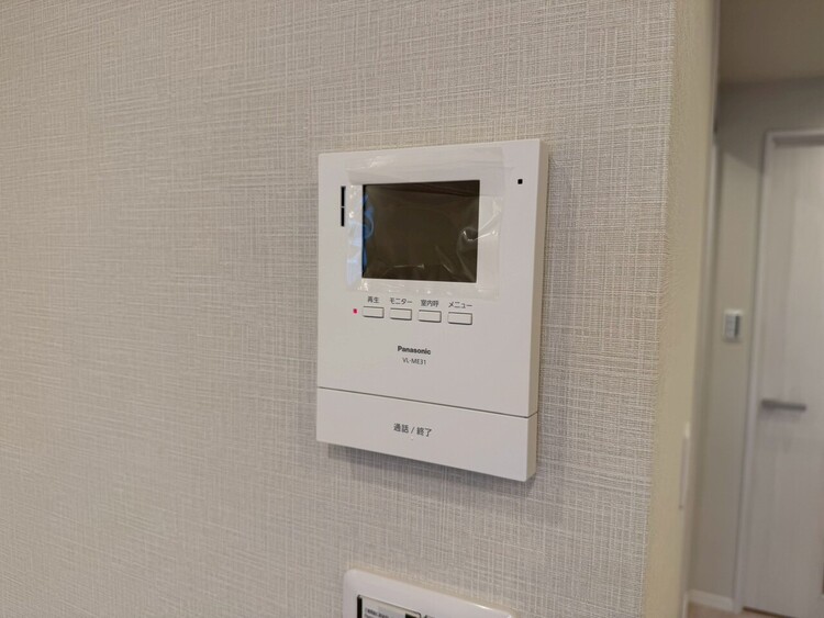 その他 誰が来てもわかる様にモニター付きインターホンを設置。