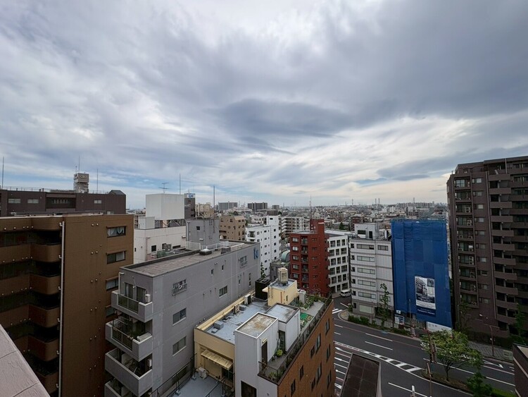 その他 眺望や窓からの景色が良いと、家で過ごす時間も快適です。