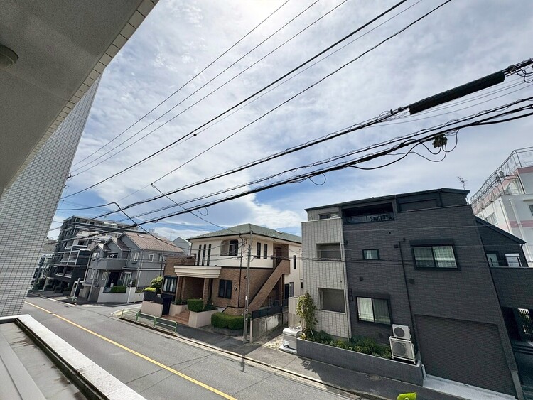 その他 眺望や窓からの景色が良いと、家で過ごす時間も快適です。