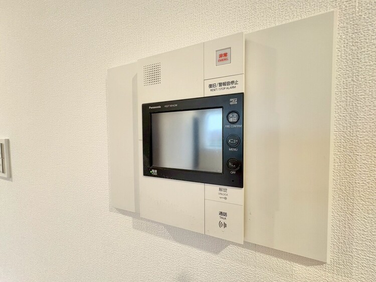 その他 誰が来てもわかる様にモニター付きインターホンを設置。