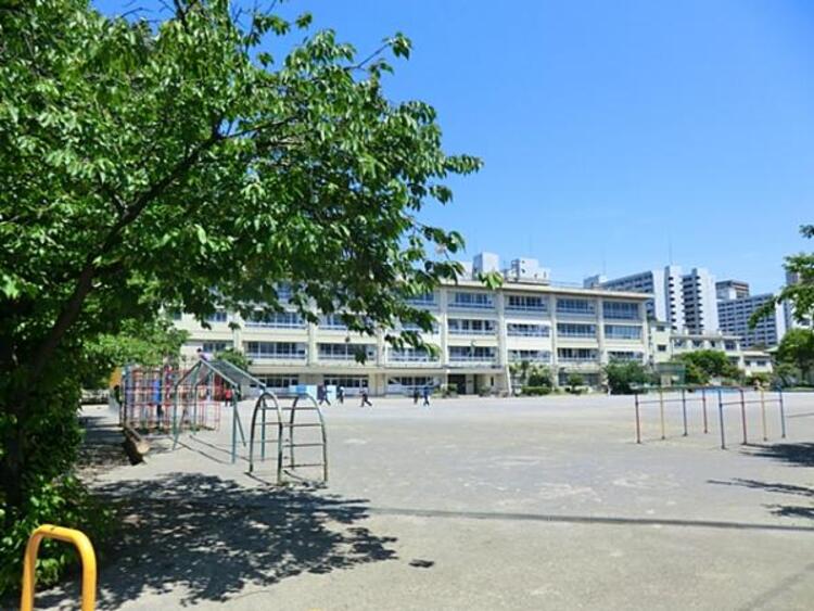 周辺 川崎市立幸町小学校まで約740m