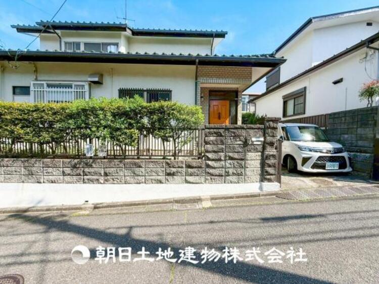 外観 【外観・立地】表現された空間はたくさんの光を浴び、風を感じ、暮らしを豊かにしてくれます。家族の思い出を刻んでいきます。