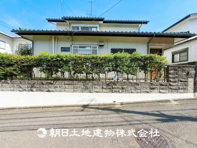 外観 【外観・立地】時間のゆとりと空間、暖かな陽光がもたらす光と風を独占してください。