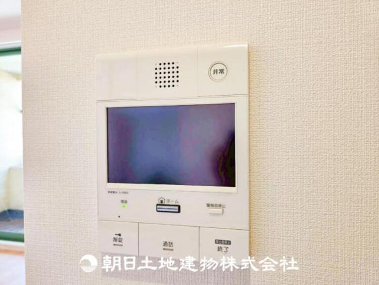 その他 【防犯設備】TVモニター付きインターホンは訪問者のお顔を確認出来安心な機能です！