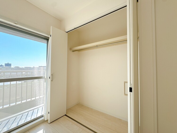 収納 居室にはクローゼットがあり、荷物もスッキリ収納して快適にお過ごしいただけます。