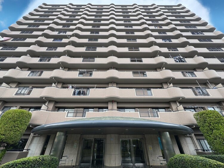 外観 資料には掲載していない情報が、現地にはたくさんあります。是非一度、現地をご確認ください。