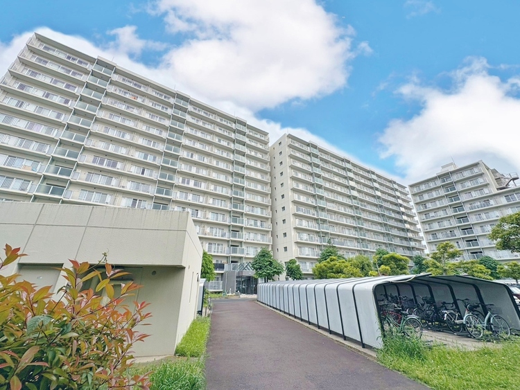 外観 資料には掲載していない情報が、現地にはたくさんあります。是非一度、現地をご確認ください。