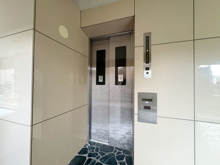 その他 エレベーターの管理も、きちんと行き届いてます。