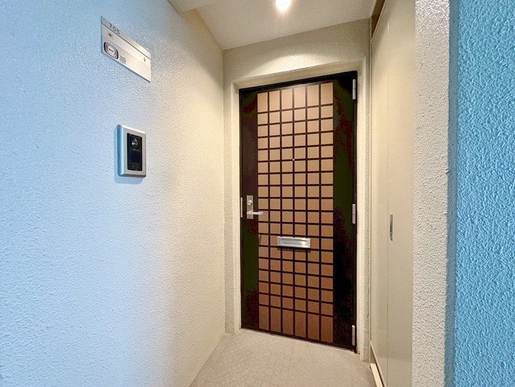 玄関 玄関を開ければ、そこは安らぎのご自宅。