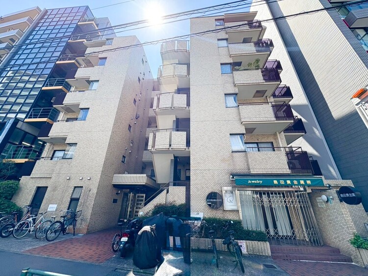 その他 飽きのこないシンプルモダンな外観です。