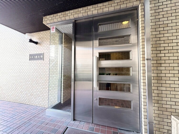 その他 上質感漂う玄関アプローチです。