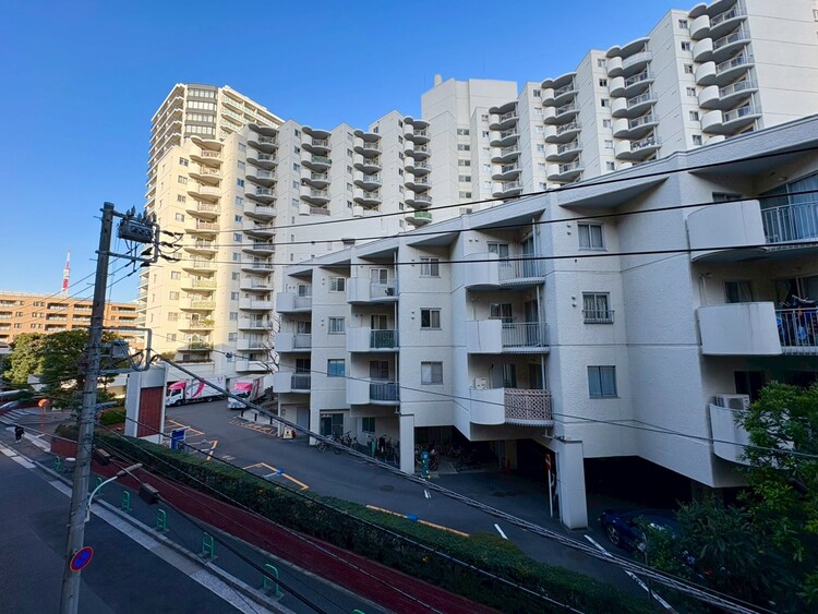 その他 眺望や窓からの景色が良いと、家で過ごす時間も快適です。