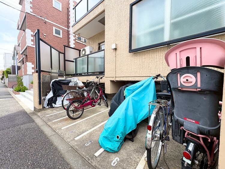 その他 駐輪場も綺麗に整頓されています。※空き状況は都度ご確認下さい。