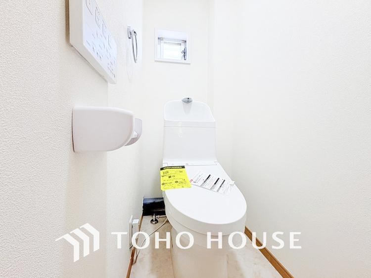 トイレ トイレには快適な温水洗浄便座付