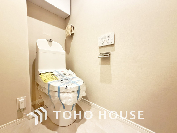 トイレ トイレには快適な温水洗浄便座付