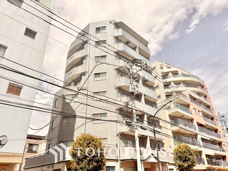 内装 寝室は一日の疲れを癒す大切な空間。快適で落ち着けるおすすめの間取りです。